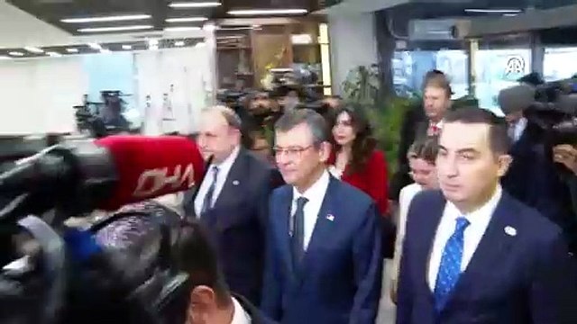 CHP Genel Başkanı Özel, İYİ Parti Genel Başkanı Akşener'i ziyaret etti