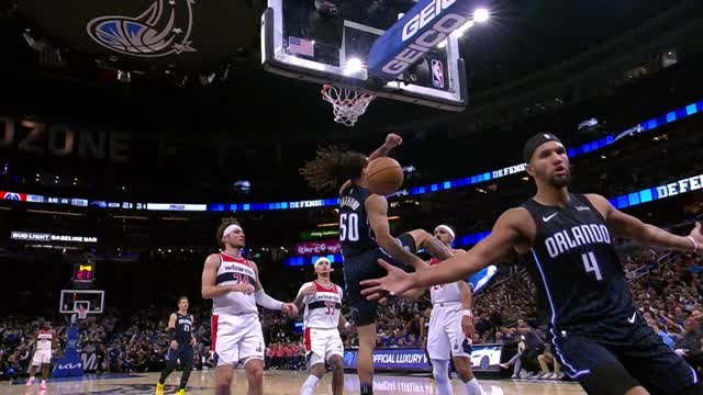Anthony and Suggs re-enact the iconic LeBron/D-Wade dunk as Magic dominate Wizards
