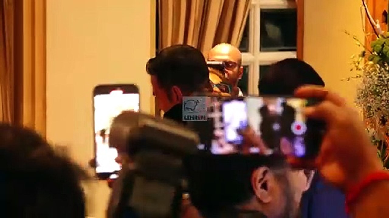 Akshay Kumar's Questioning At Twinkle Khanna's Book Launch Event