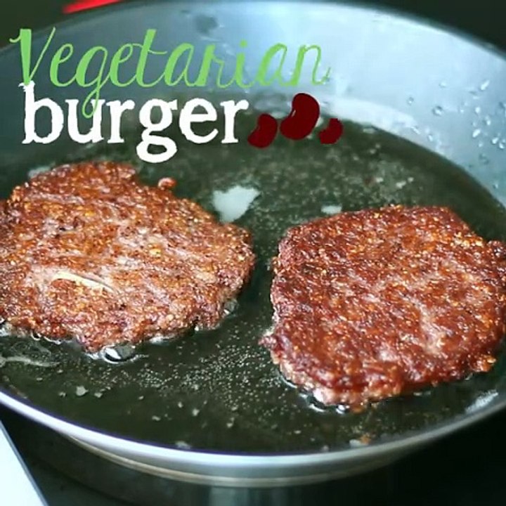 Vegetarian red bean burgers - video recipe!
