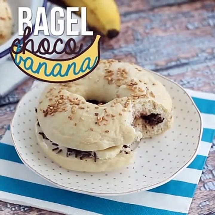 Chocolate banana bagel