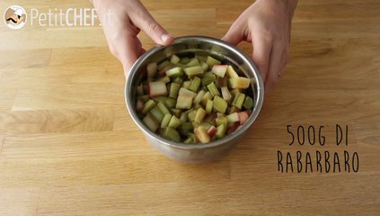 Crostata al rabarbaro facile, un dolce vegetariano dal sapore unico