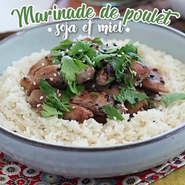 In sojasauce und honig mariniertes hähnchen