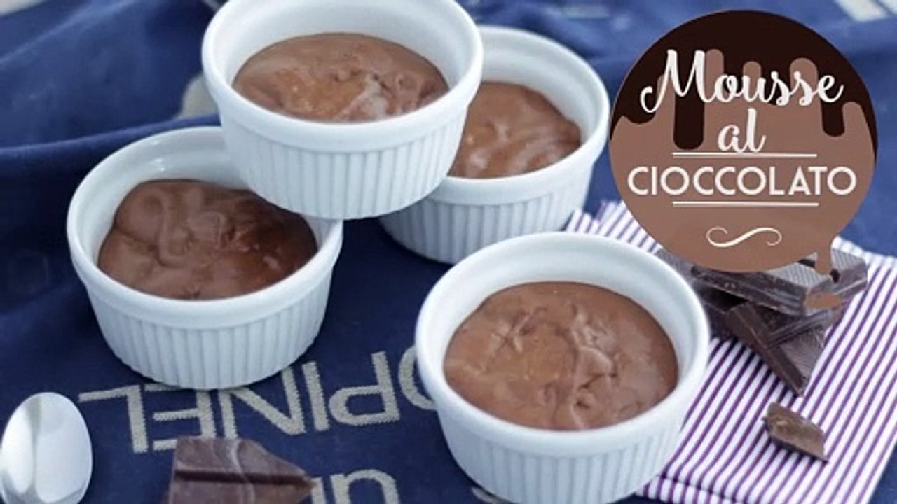 Mousse al cioccolato: il dolce al cucchiaio più amato, facile da preparare a casa