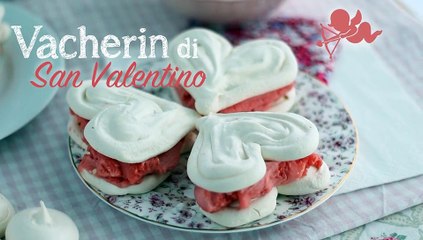 Cuori di meringa con gelato alla fragola