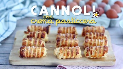Cannoli di sfoglia con crema pasticcera