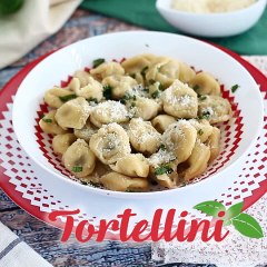 Tortellini con prosciutto crudo, parmigiano e basilico fresco