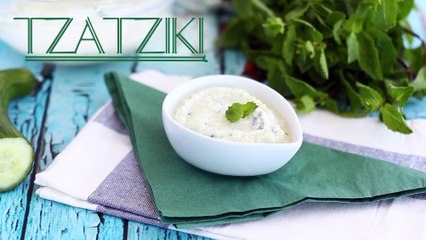 Tzatziki, la salsa greca a base di yogurt e cetrioli