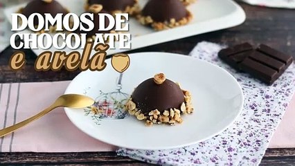 Domos de chocolate e avelã