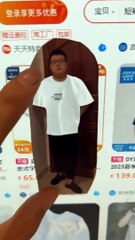 El vídeo viral de un chino que ha inventado un fascinante método para probarse camisetas online