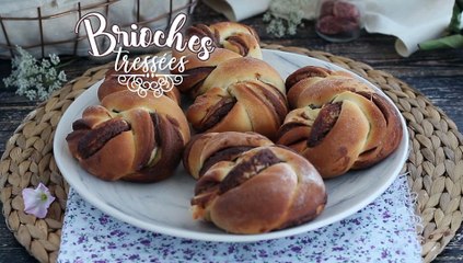 Mit nutella geflochtene brioches