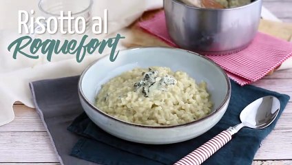 Risotto al roquefort: la ricetta cremosa e dal sapore deciso pronta in pochi minuti