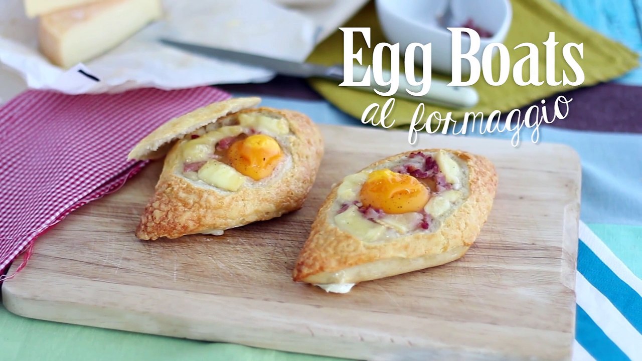 Egg boat al formaggio