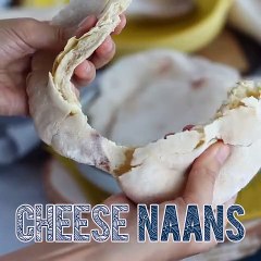 Cheese naans, pains indiens au fromage