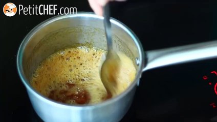 Petit gâteau com caramelo salgado (fondant)