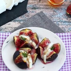 Fichi al forno con caprino e miele: antipasto veloce e raffinato