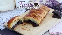Treccia di sfoglia con barretta di cioccolato