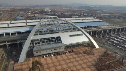 [충북] KTX 오송역 연간 이용객 처음으로 1천만 명 돌파 / YTN