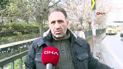 Esenyurt'u sel bastı! Karşıya geçmek isteyen anne-oğulun zor anları...