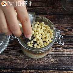 Preparato per risolatte al cioccolato bianco e fondente