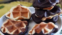 Waffles de chocolate (versão mini)