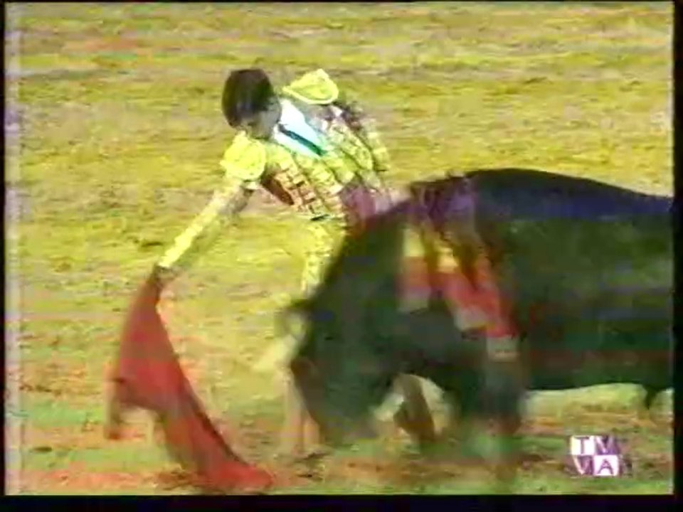 TARDE DE TOROS - JOSELITO-ENRIQUE PONCE-EL JULI - SEXTA DE ABONO - 25.09.1998 - VALLADOLID