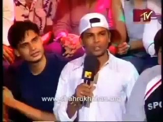 Shahrukh Khan answers questions of the youth