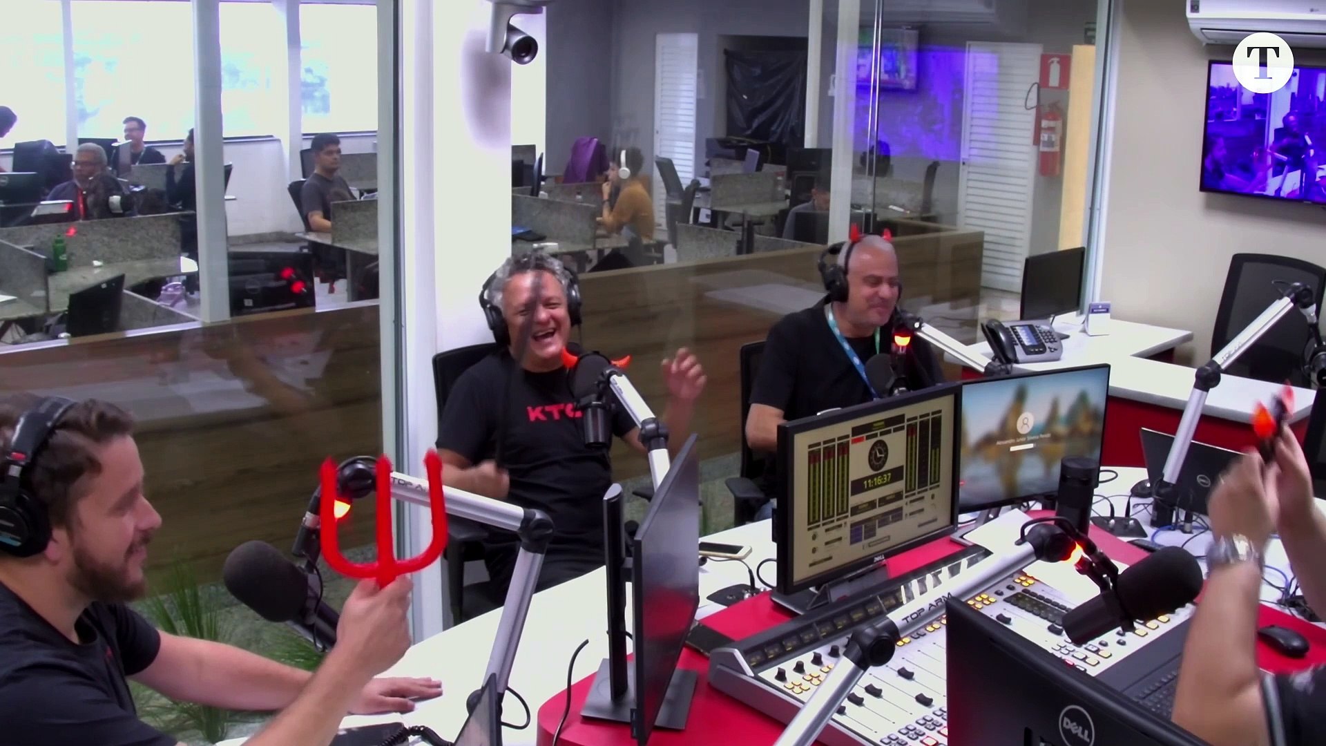 ACOMPANHE AO VIVO FM O TEMPO AO VIVO (907)