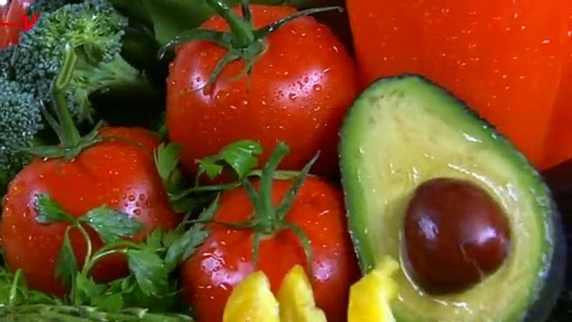 Here’s Some Tricks To Get Your Kids to Eat Their Veggies