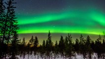 Inusual tormenta solar provoca impresionante aurora boreal en Europa