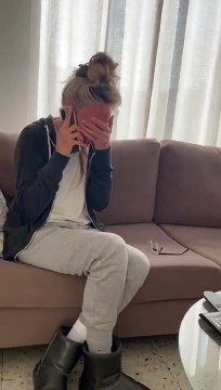 Israël / Hamas: Regardez les images bouleversantes de la maman de l'otage française Mia Schem lorsqu'elle apprend la libération de sa fille