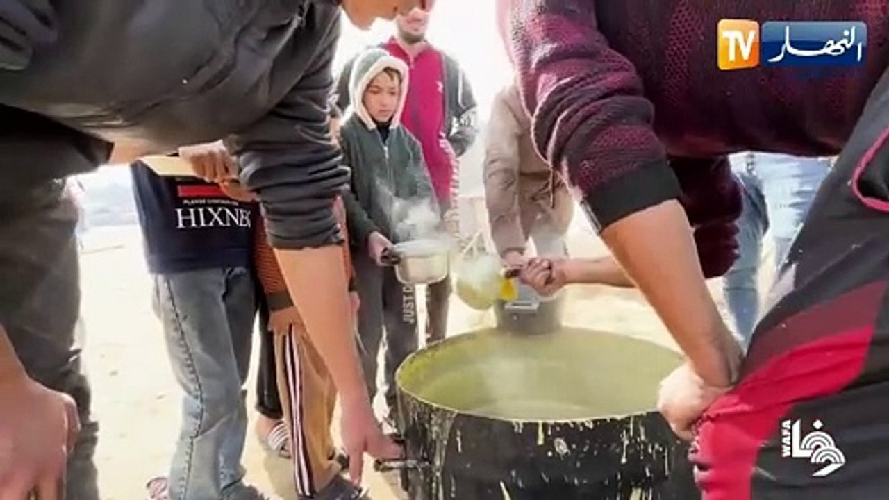 فلسطين: مساعدات "شحيحة" لغزة..وتحذيرات دولية من خطر المجاعة