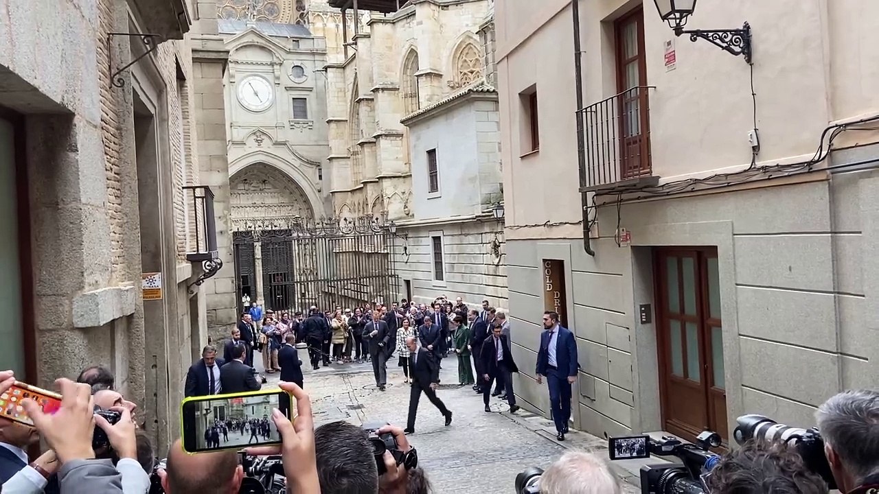 Los Reyes agolpan sonrisas en su visita a Toledo