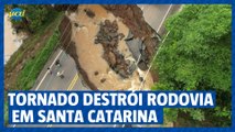 Cratera 'gigante' se abre em rodovia de Santa Catarina