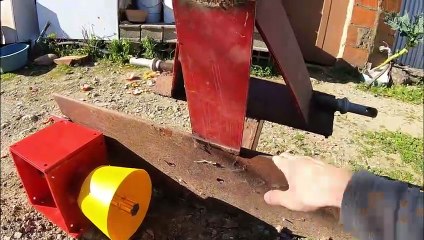 Tractor Goldoni 933 RS DT | 1st part of the construction of a branch crusher using a knife mechanism purchased online