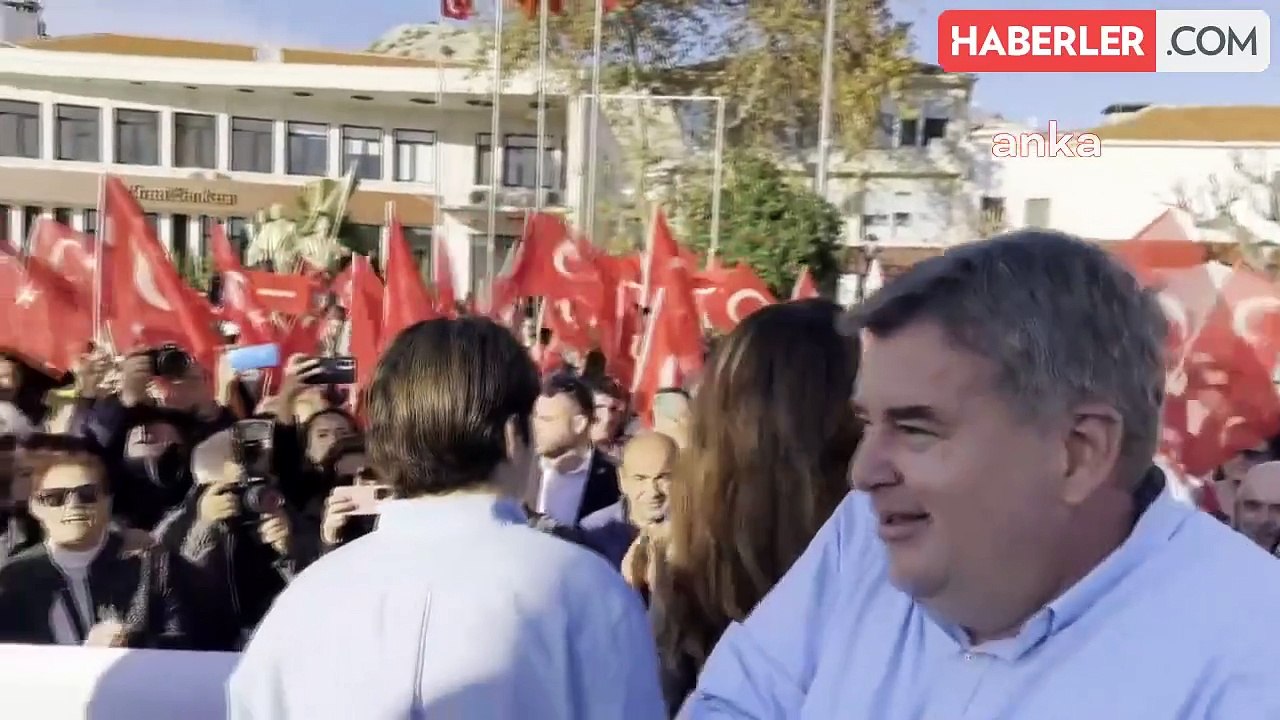 Çeşme Belediye Başkanı Ekrem Oran Adaylık İçin Başvurdu