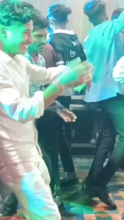 VID_20231201015702