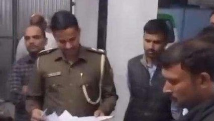 सिवान: ट्रैक्टर और मैजिक वैन के बीच हुई टक्कर, बाइक सवार शिक्षक की मौत