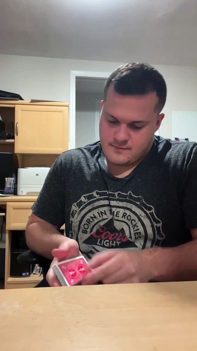 Playing Card Magic | Magic Tricks | Magic Bucket | Gianni Palumbo Magic Tricks #magician #cardmagic