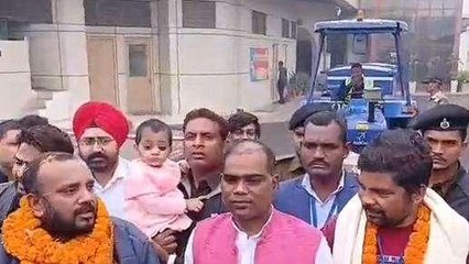 पटना: उत्तराखंड में फंसे मजदूर की घर वापसी, सरकार से रोजगार की मांग