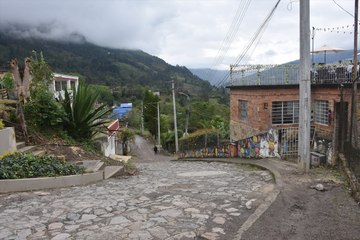 Kolombiya’nın cazibe merkezi: La Cascada la Chorrera Şelalesi