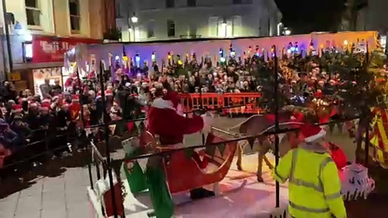 Newton Abbot Christmas lights video Dailymotion