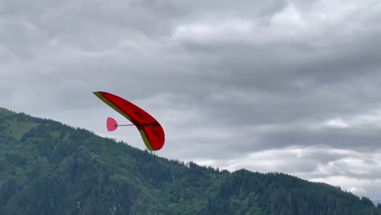 Rc Hangflug, Nurflügel NFROB beim Berghof