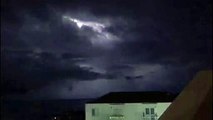 Rayos y truenos: una tormenta eléctrica sorprende a los canarias en plena madrugada