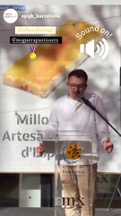 Arcadi Rafael Ossa recoge el premio a mejor turrón de yema quemada de España