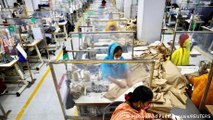 Bangladeshi textile workers fight for higher wages