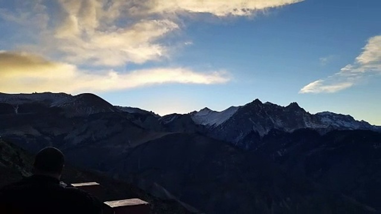 The 72-turn highway in the upper reaches of the Nu River in Tibet, China is right here.