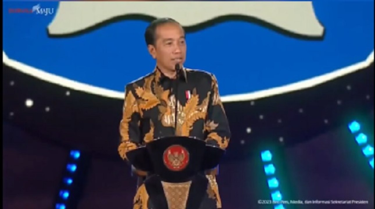 Momen Jokowi Minta Nadim Tunjuk Kepala Sekolah