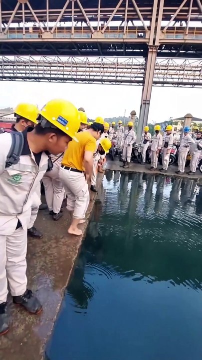 Sesama Pekerja Evakuasi Motor