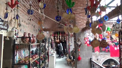 Hoca Üveys Hanı tarihte zaman yolculuğuna çıkarıyor